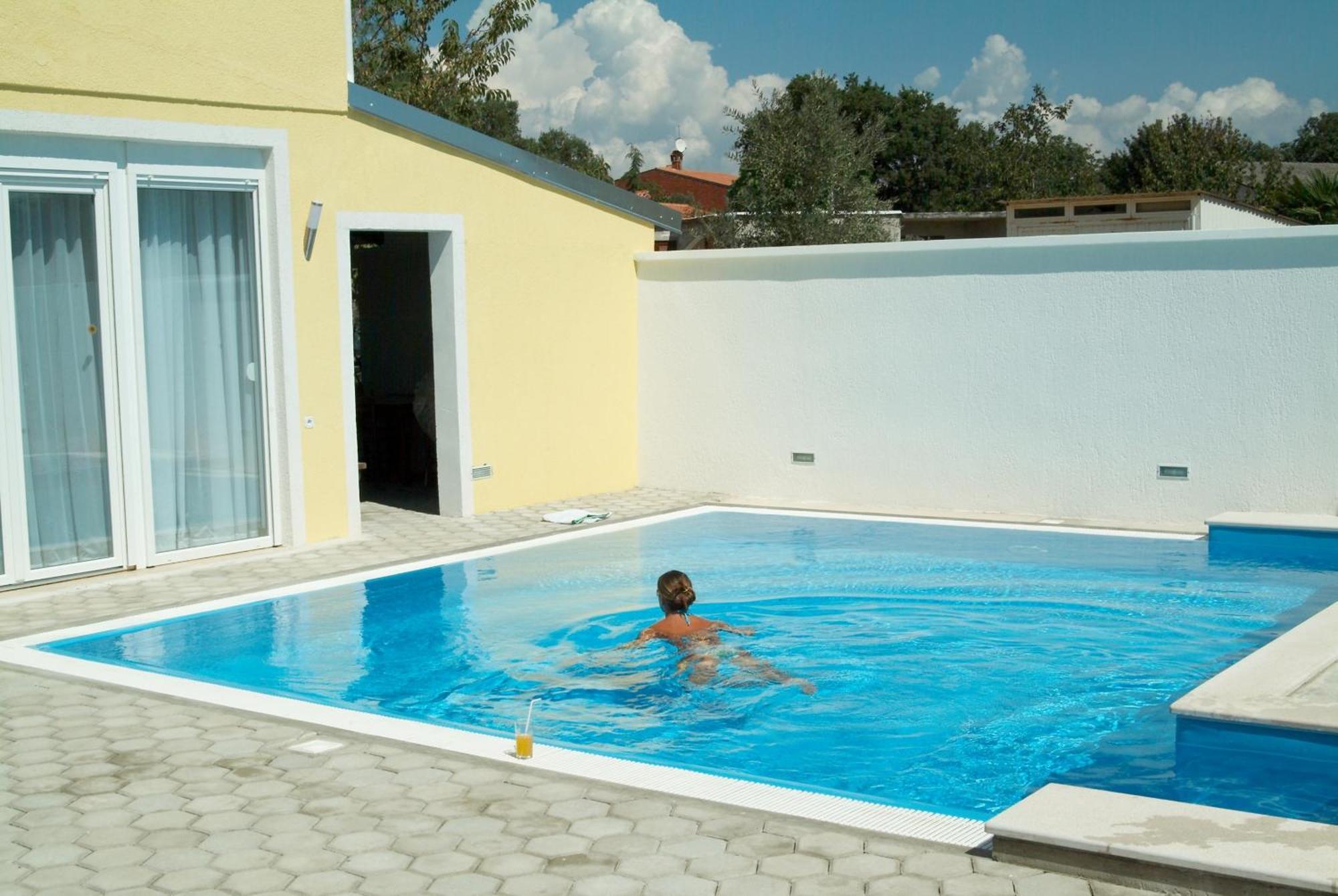 Rooms With A Swimming Pool Peroj, Fazana - 2235 Eksteriør bilde