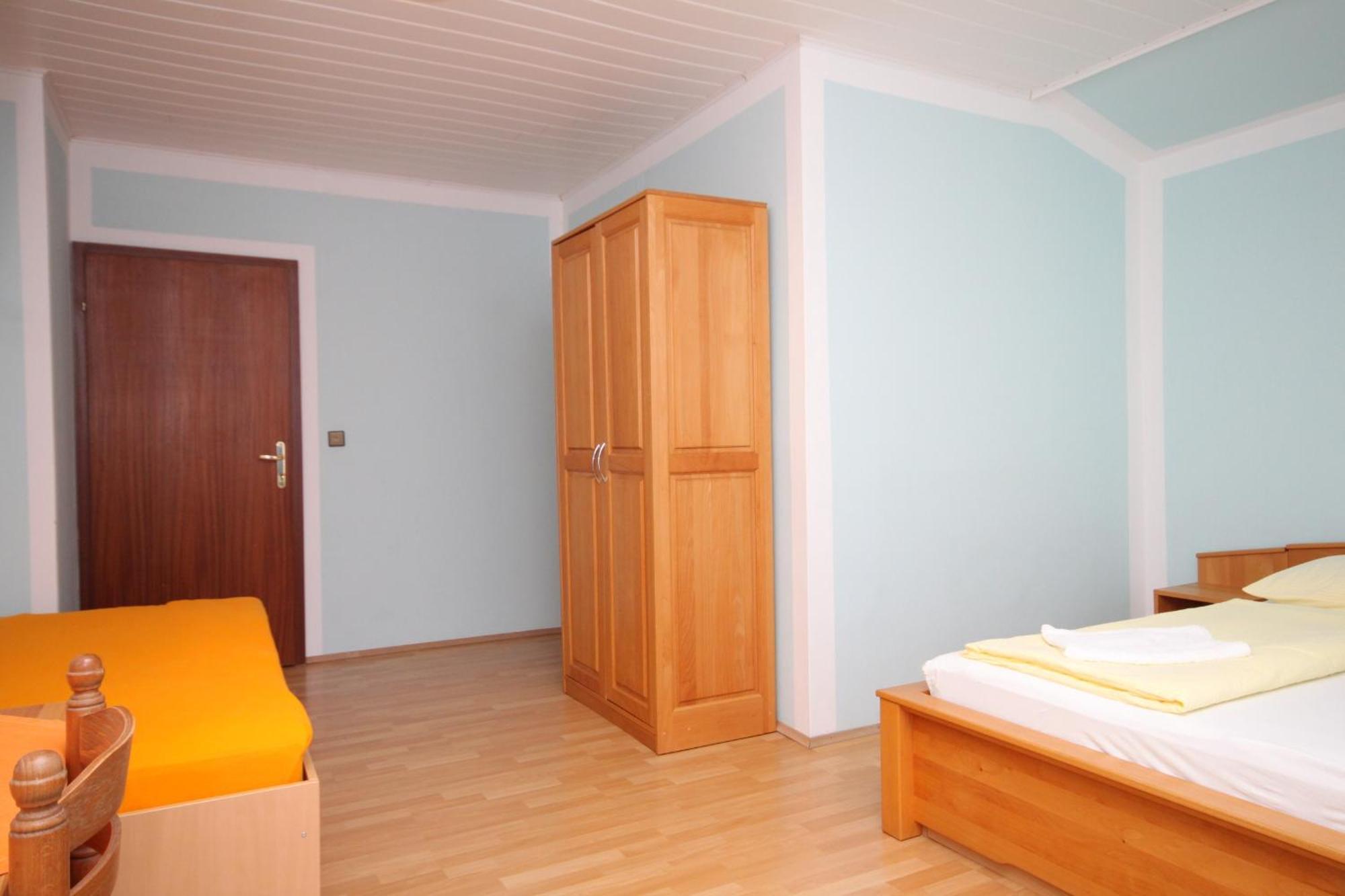 Rooms With A Swimming Pool Peroj, Fazana - 2235 Rom bilde